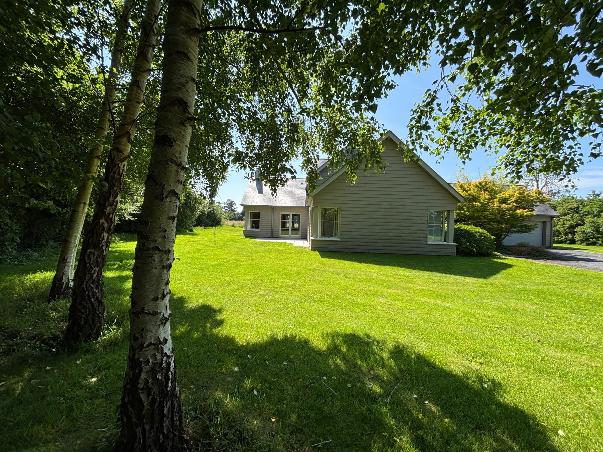 contemporary house 7 Rooms for sale on BAYEUX (14400)