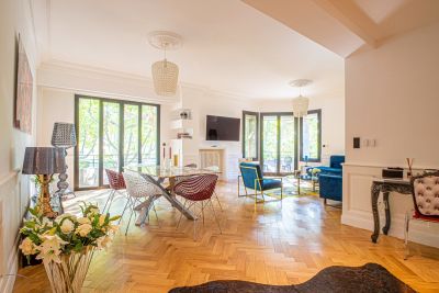 Sale Luxury apartment Aix-en-Provence 4 Rooms 123 m²