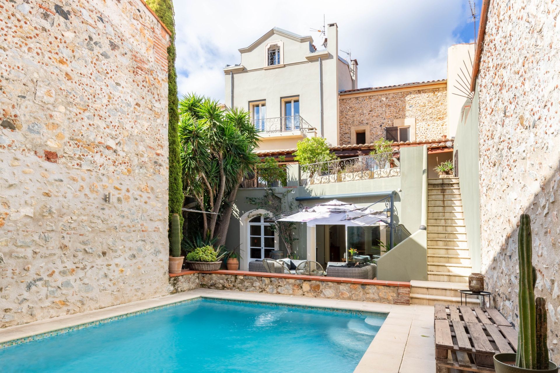 maison de luxe 10 Pièces en vente sur PERPIGNAN (66000)