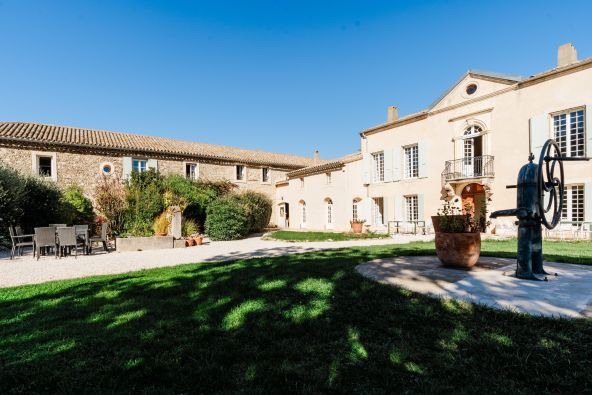 Sale Luxury house Saint-Nazaire-d'Aude 35 Rooms 1000 m²