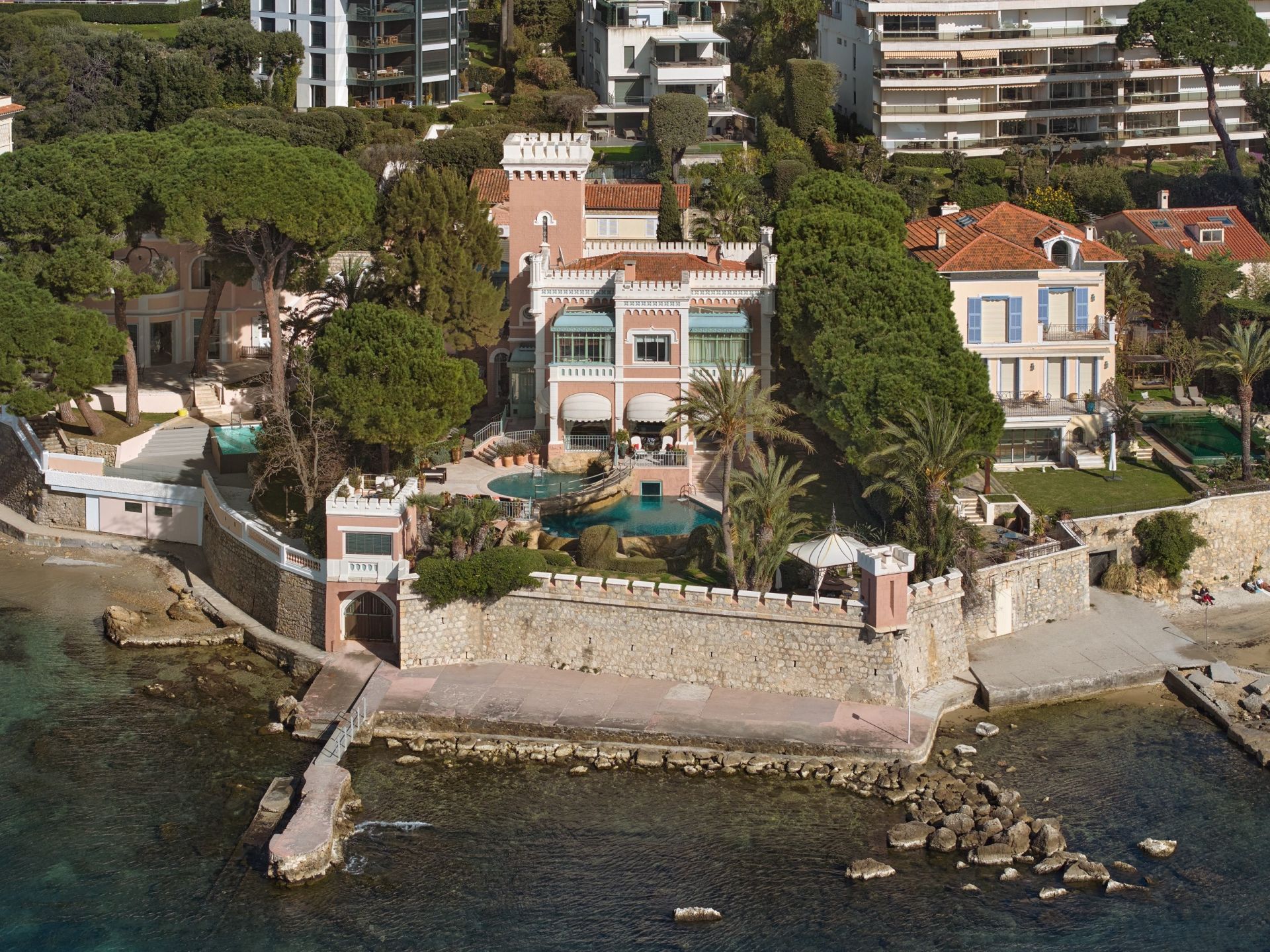 maison de maître 16 Pièces en vente sur CAP D ANTIBES (06160)