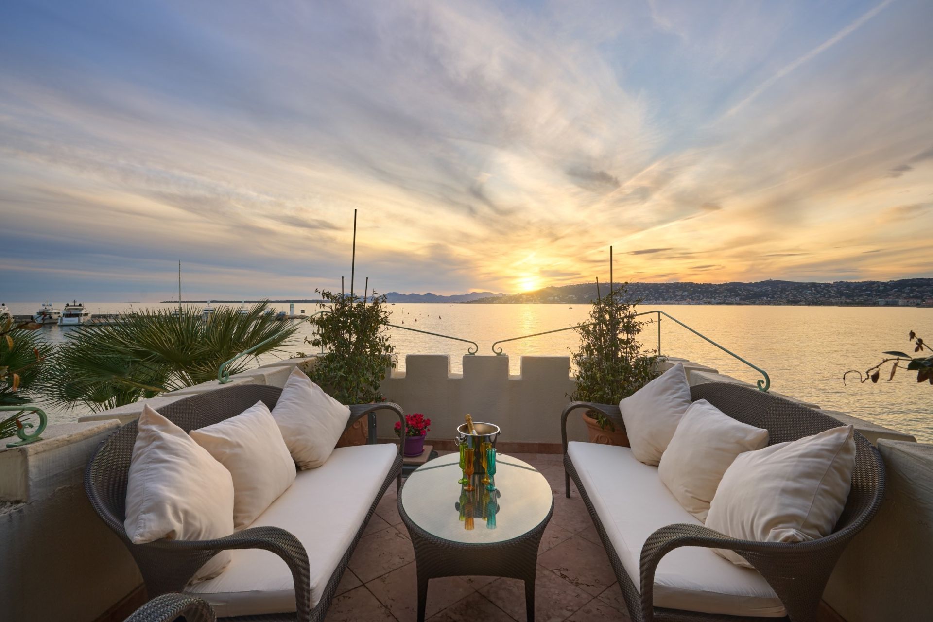 maison de maître 16 Pièces en vente sur CAP D ANTIBES (06160)