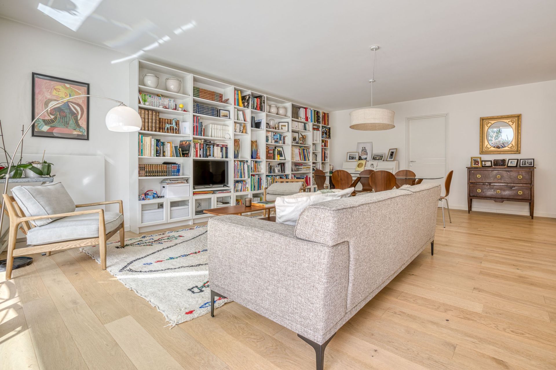 luxury apartment 5 Rooms for sale on ANNECY LE VIEUX (74940)