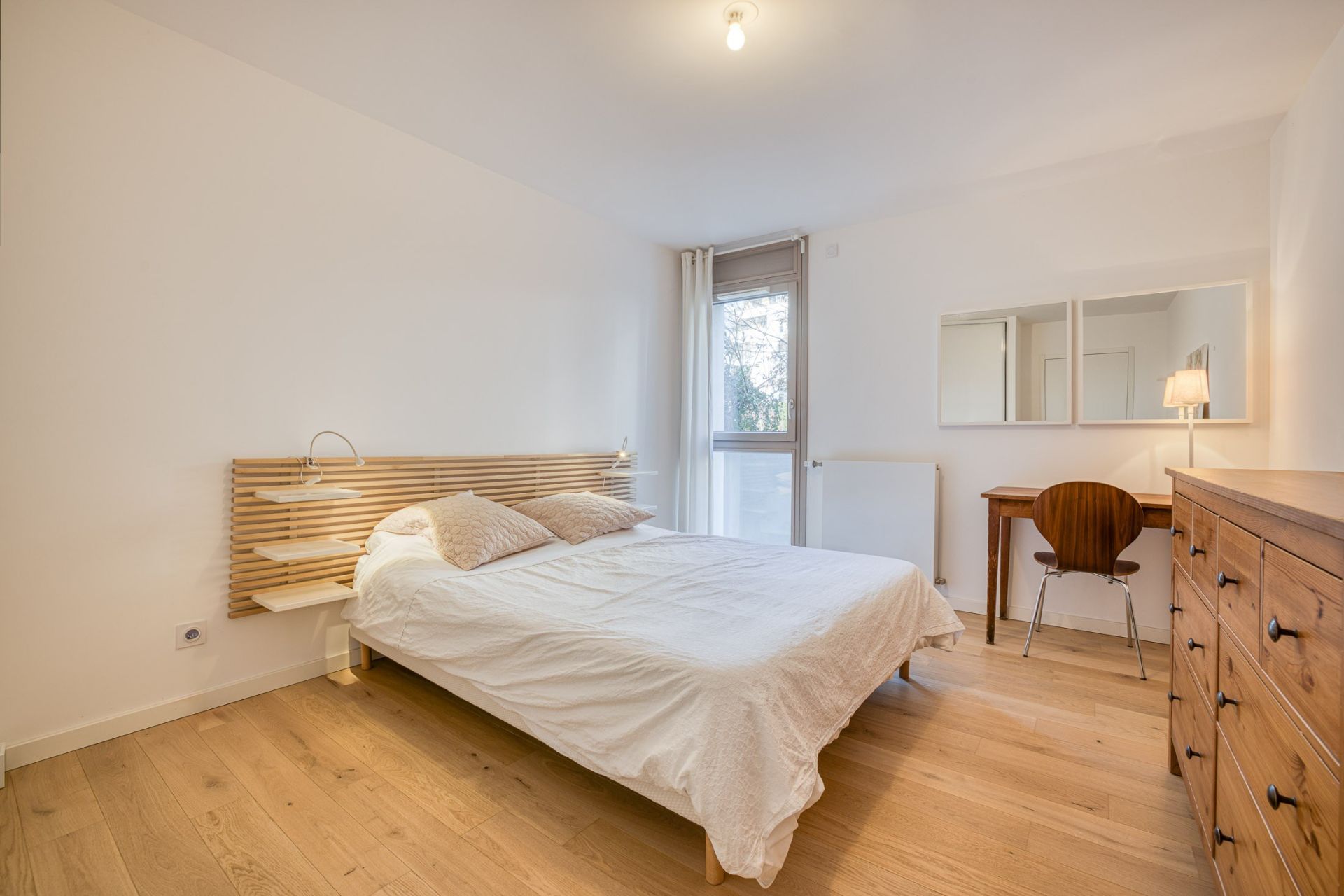 luxury apartment 5 Rooms for sale on ANNECY LE VIEUX (74940)