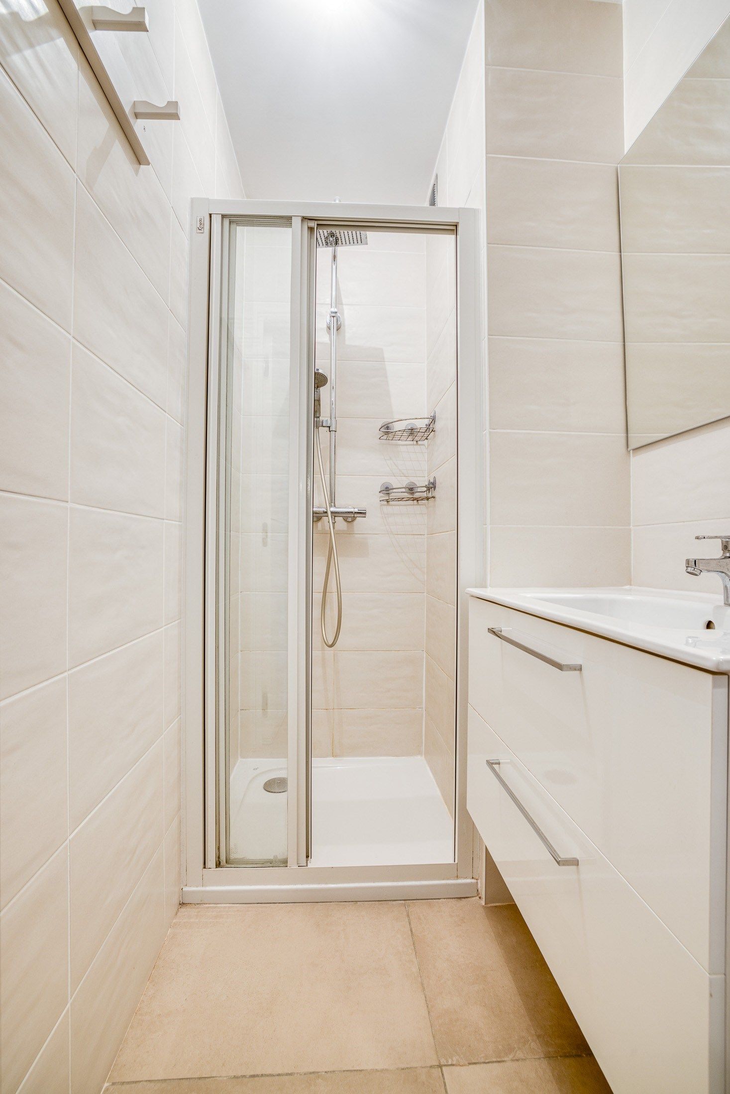 luxury apartment 5 Rooms for sale on ANNECY LE VIEUX (74940)