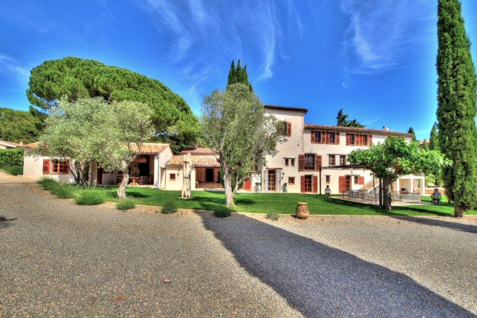 maison provençale de luxe 11 Pièces en vente sur AUPS (83630)