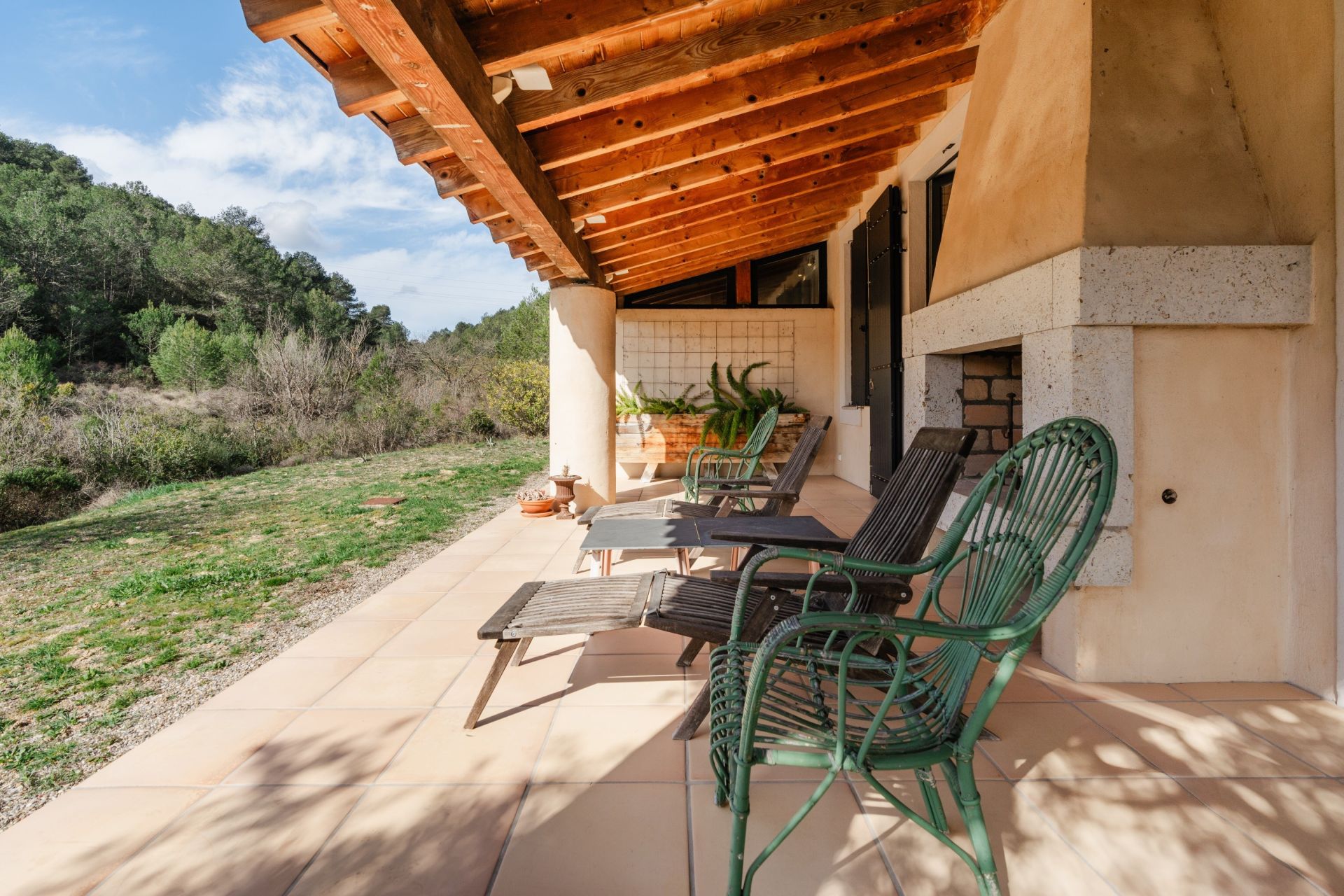 maison de luxe 5 Pièces en vente sur LAGRASSE (11220)