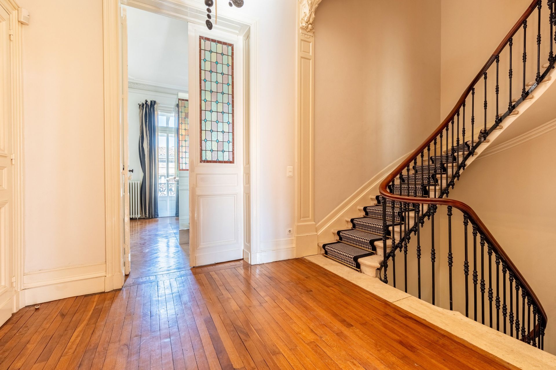 maison de luxe 15 Pièces en vente sur BORDEAUX (33000)