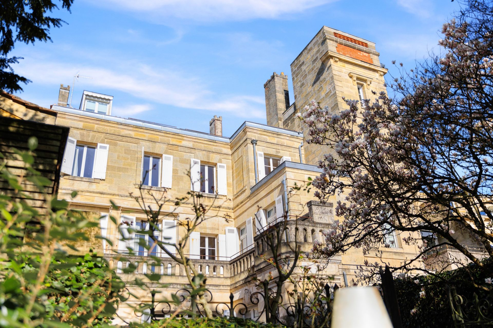 maison de luxe 15 Pièces en vente sur BORDEAUX (33000)