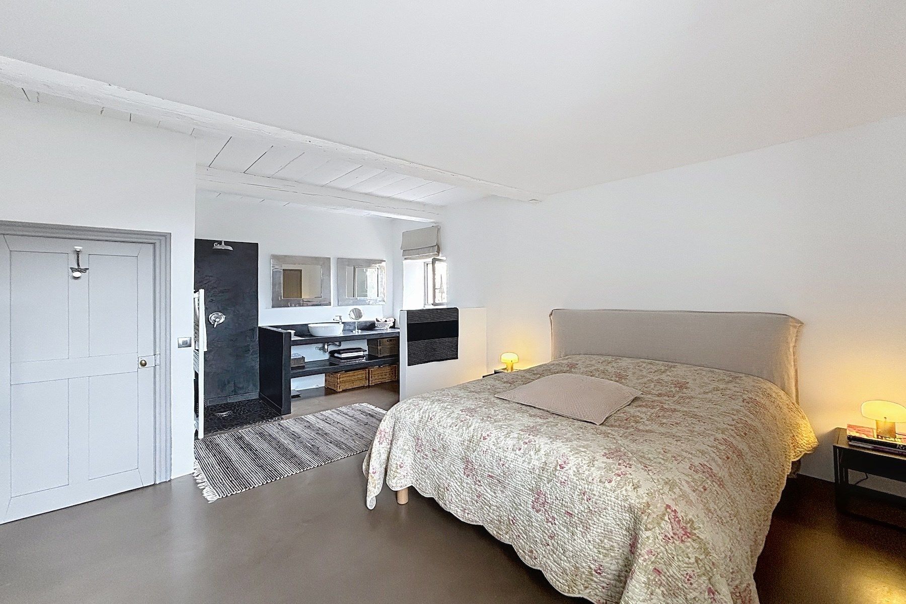 mas 10 Pièces en vente sur UZES (30700)