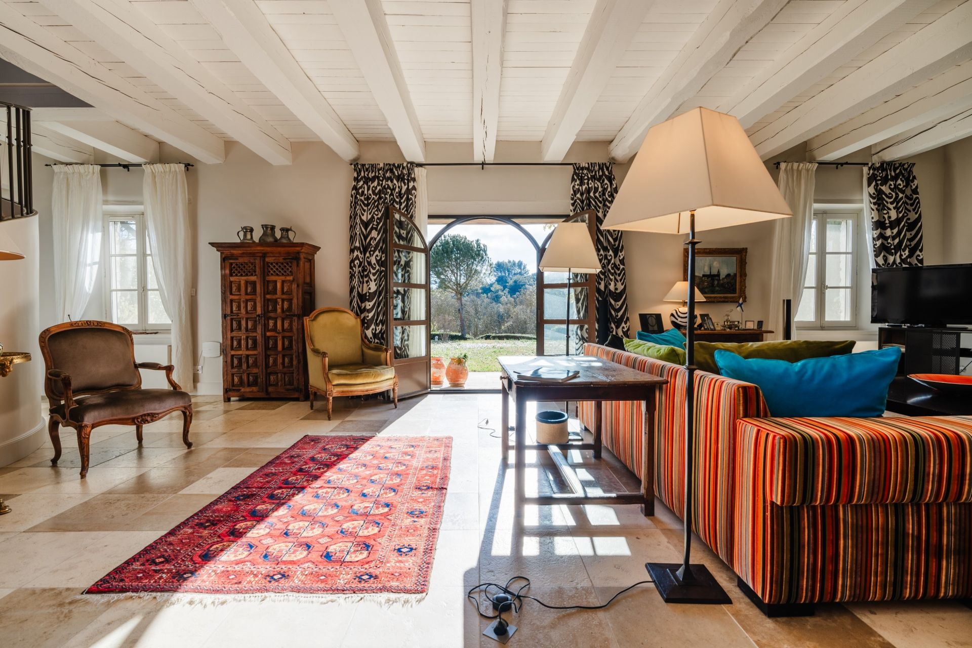 luxury house 10 Rooms for sale on CARCASSONNE (11000)