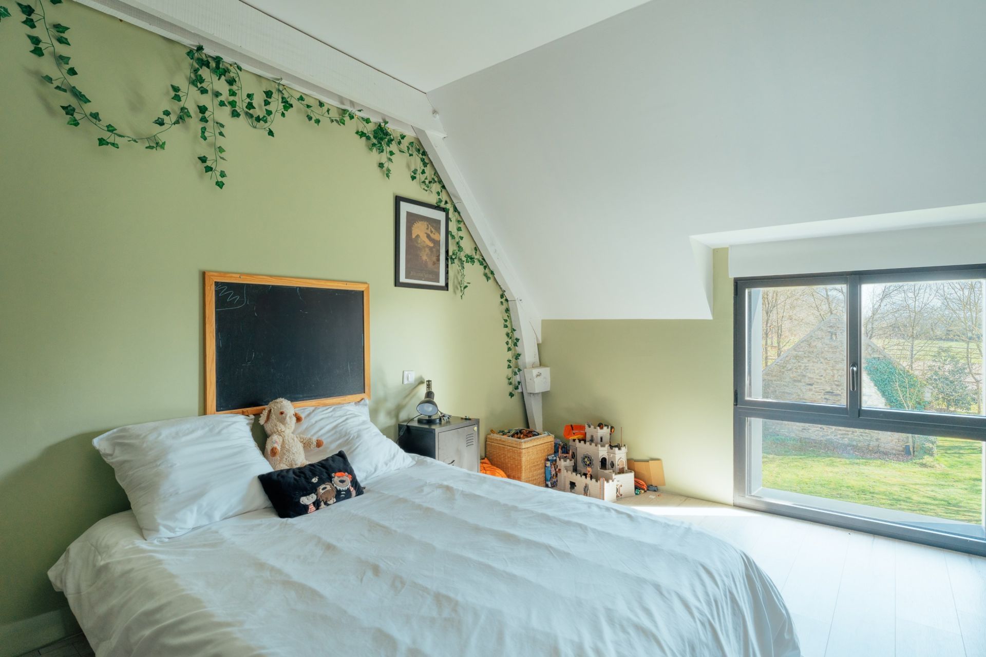 luxury house 9 Rooms for sale on PLAUDREN (56420)