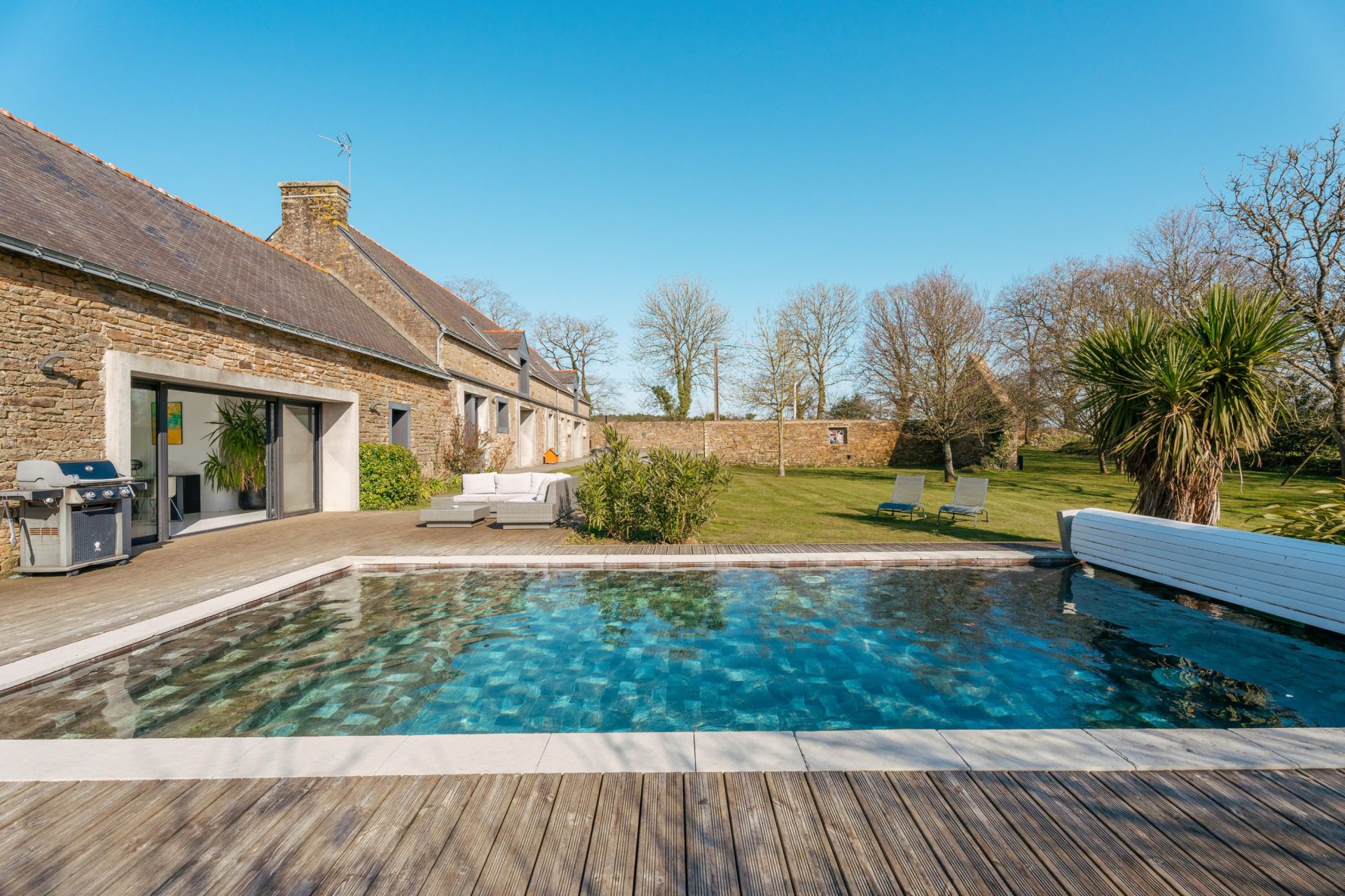 luxury house 9 Rooms for sale on PLAUDREN (56420)