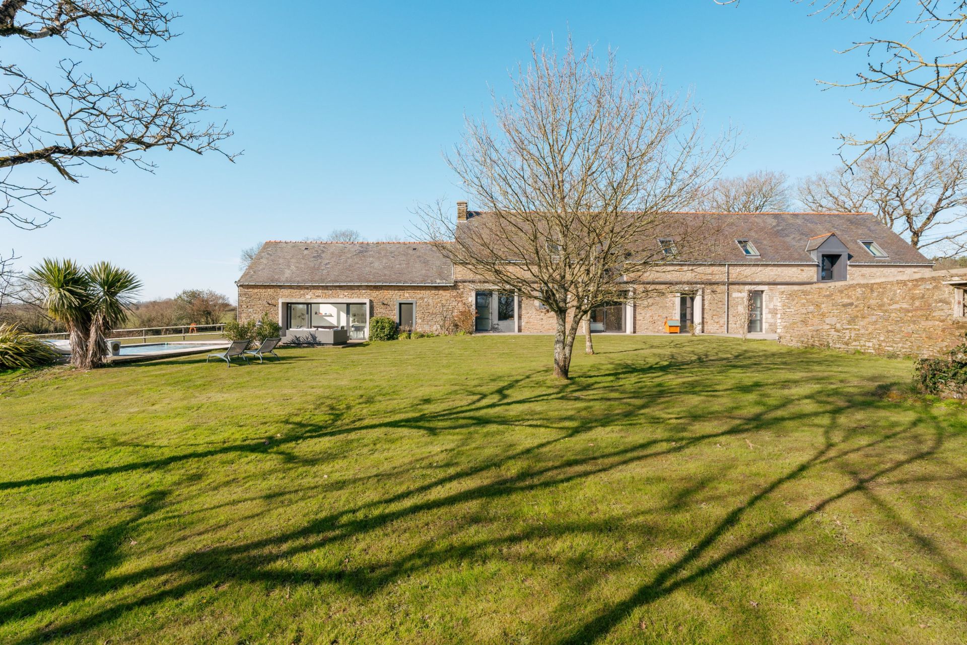 luxury house 9 Rooms for sale on PLAUDREN (56420)