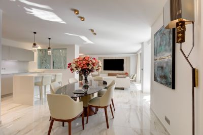 Sale Luxury apartment Cannes 3 Rooms 127 m²