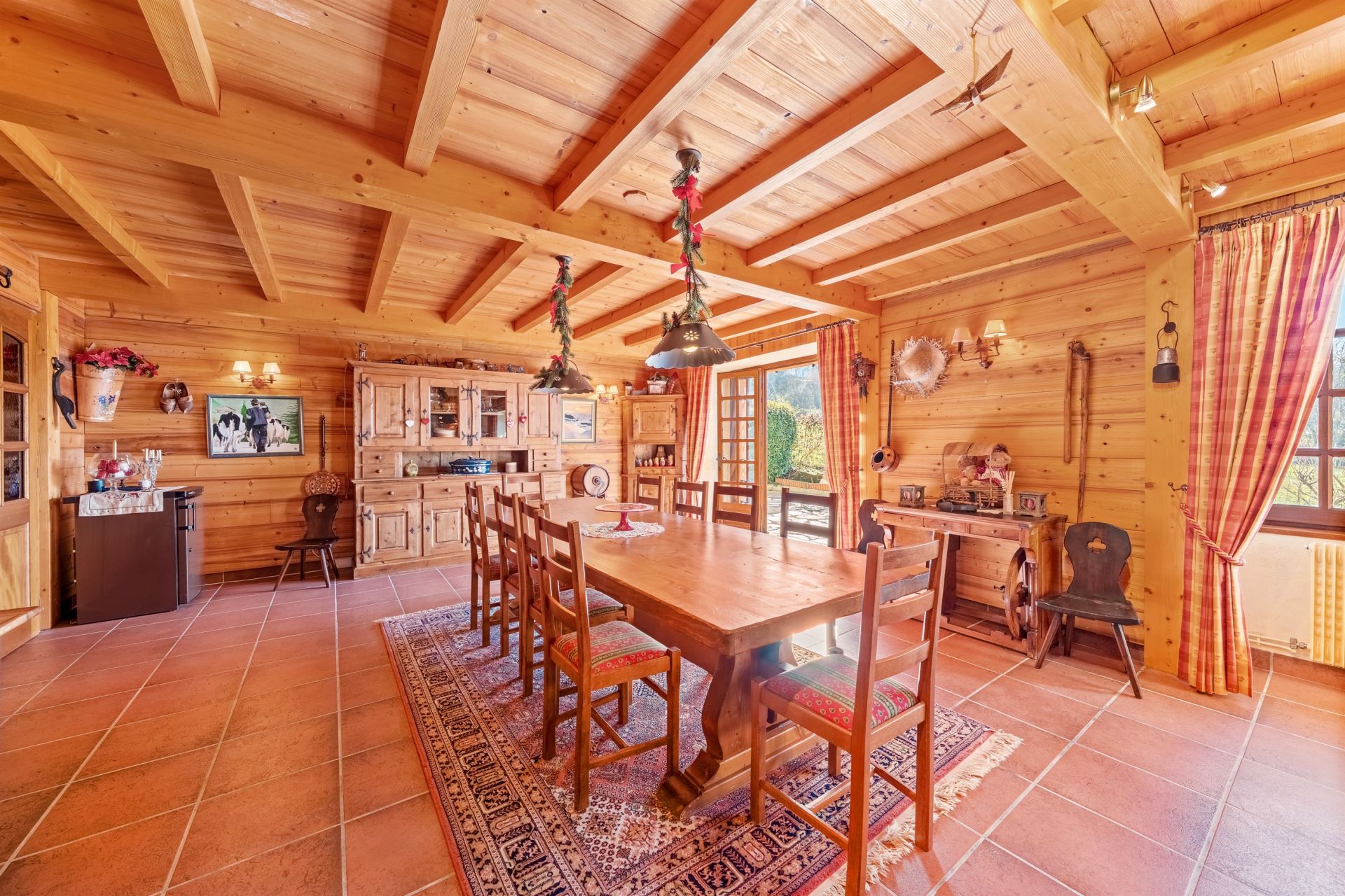 luxury house 11 Rooms for sale on MAXILLY SUR LEMAN (74500)