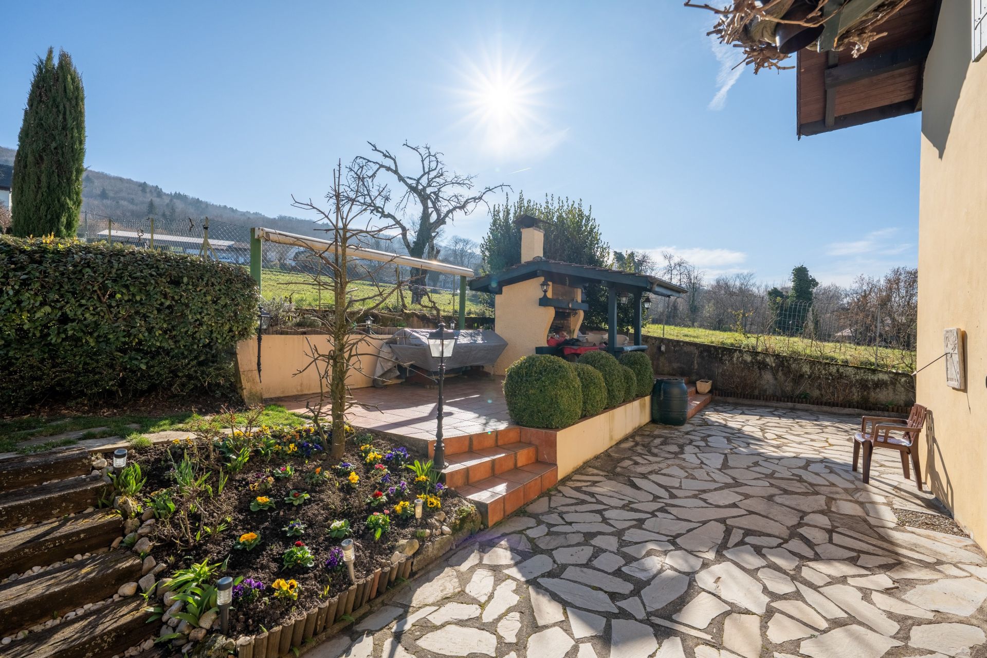 luxury house 11 Rooms for sale on MAXILLY SUR LEMAN (74500)