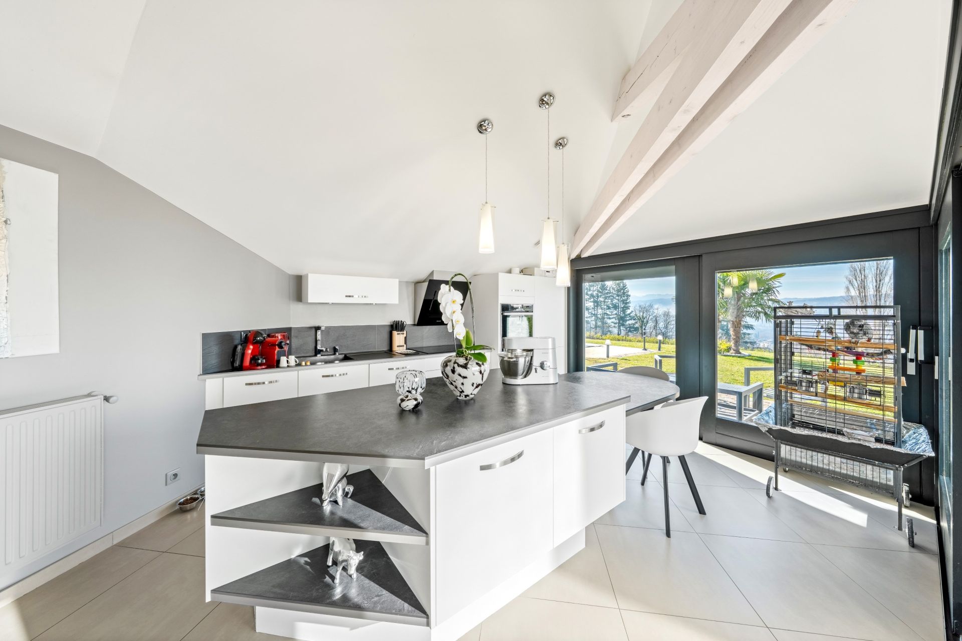 luxury house 6 Rooms for sale on VETRAZ MONTHOUX (74100)