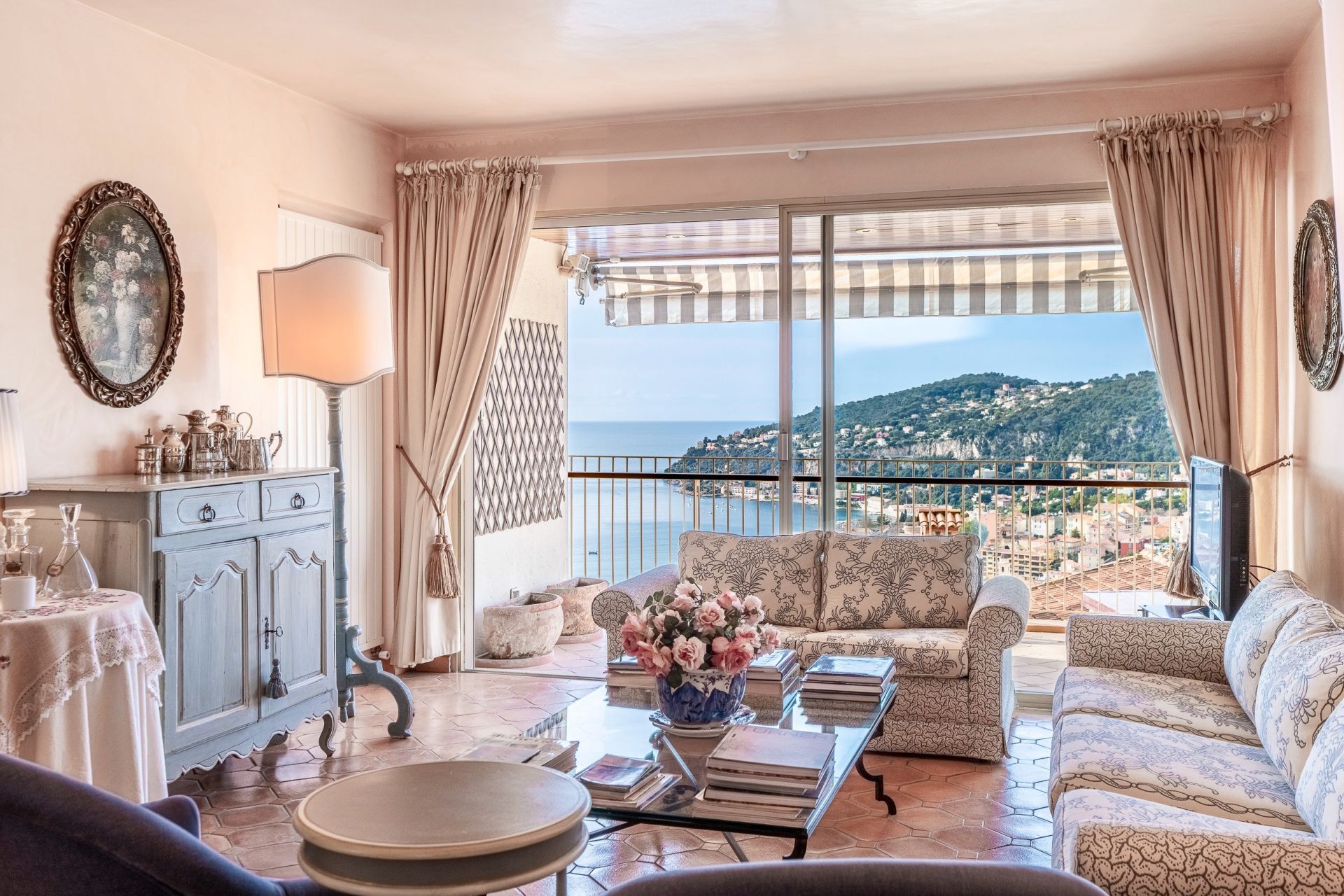 penthouse 4 Pièces en vente sur VILLEFRANCHE SUR MER (06230)