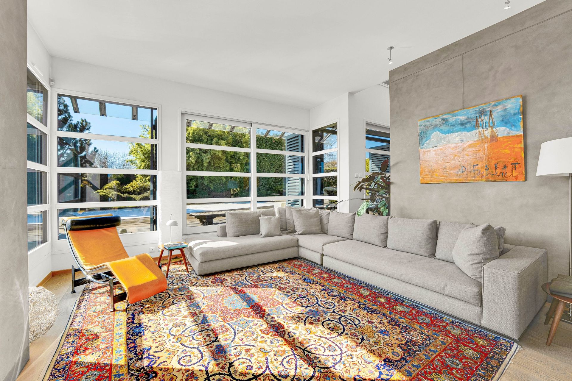 luxury house 6 Rooms for sale on SAUVERNY (01220)