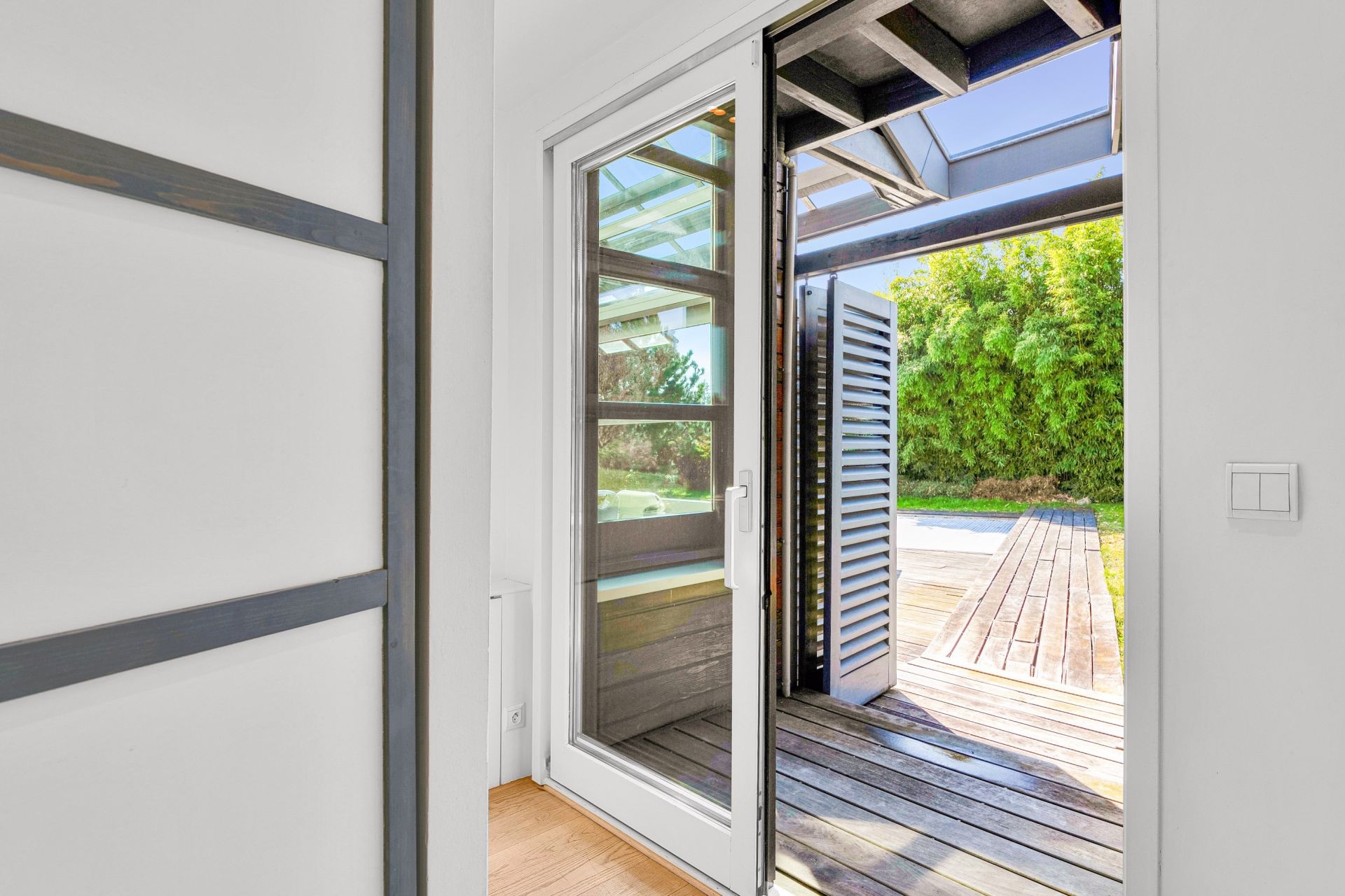 luxury house 6 Rooms for sale on SAUVERNY (01220)