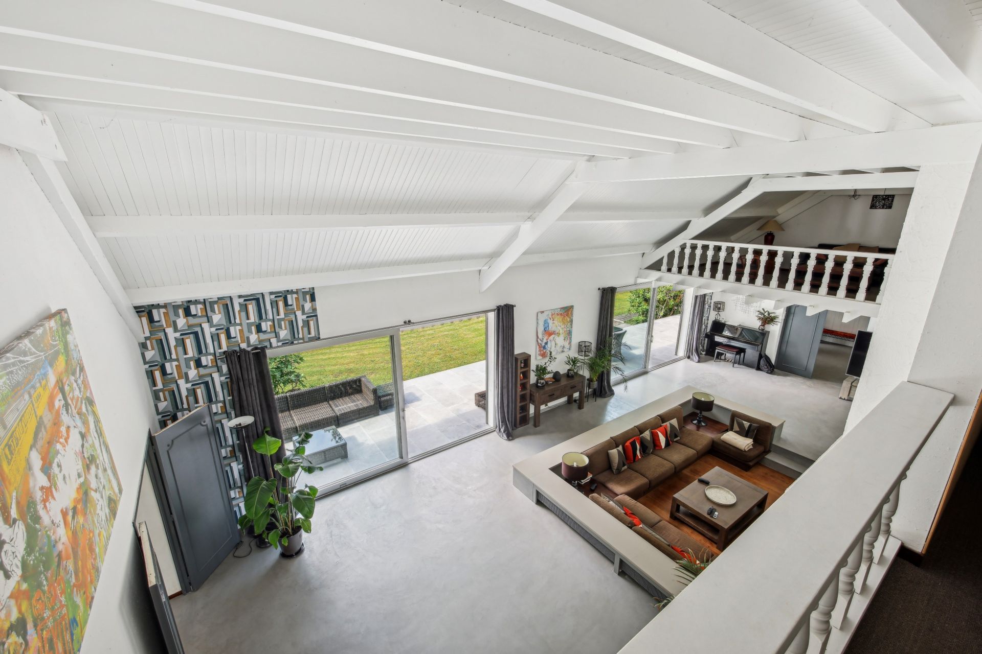 luxury house 10 Rooms for sale on CHEVREUSE (78460)