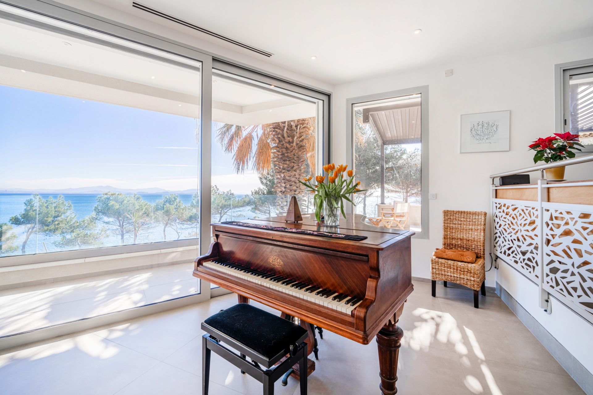 maison d'architecte 8 Pièces en vente sur CARRY LE ROUET (13620)