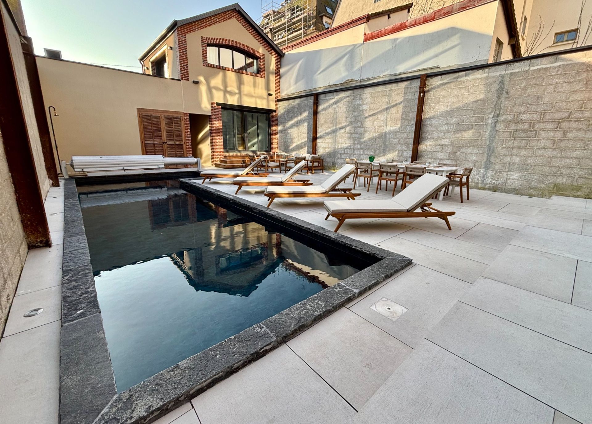 luxury house 9 Rooms for seasonal rent on TROUVILLE SUR MER (14360)