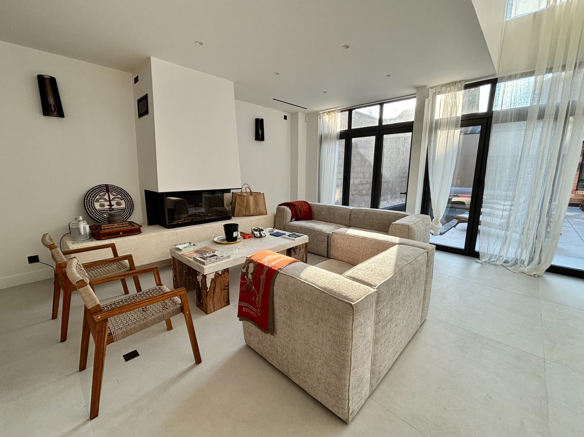 luxury house 9 Rooms for seasonal rent on TROUVILLE SUR MER (14360)