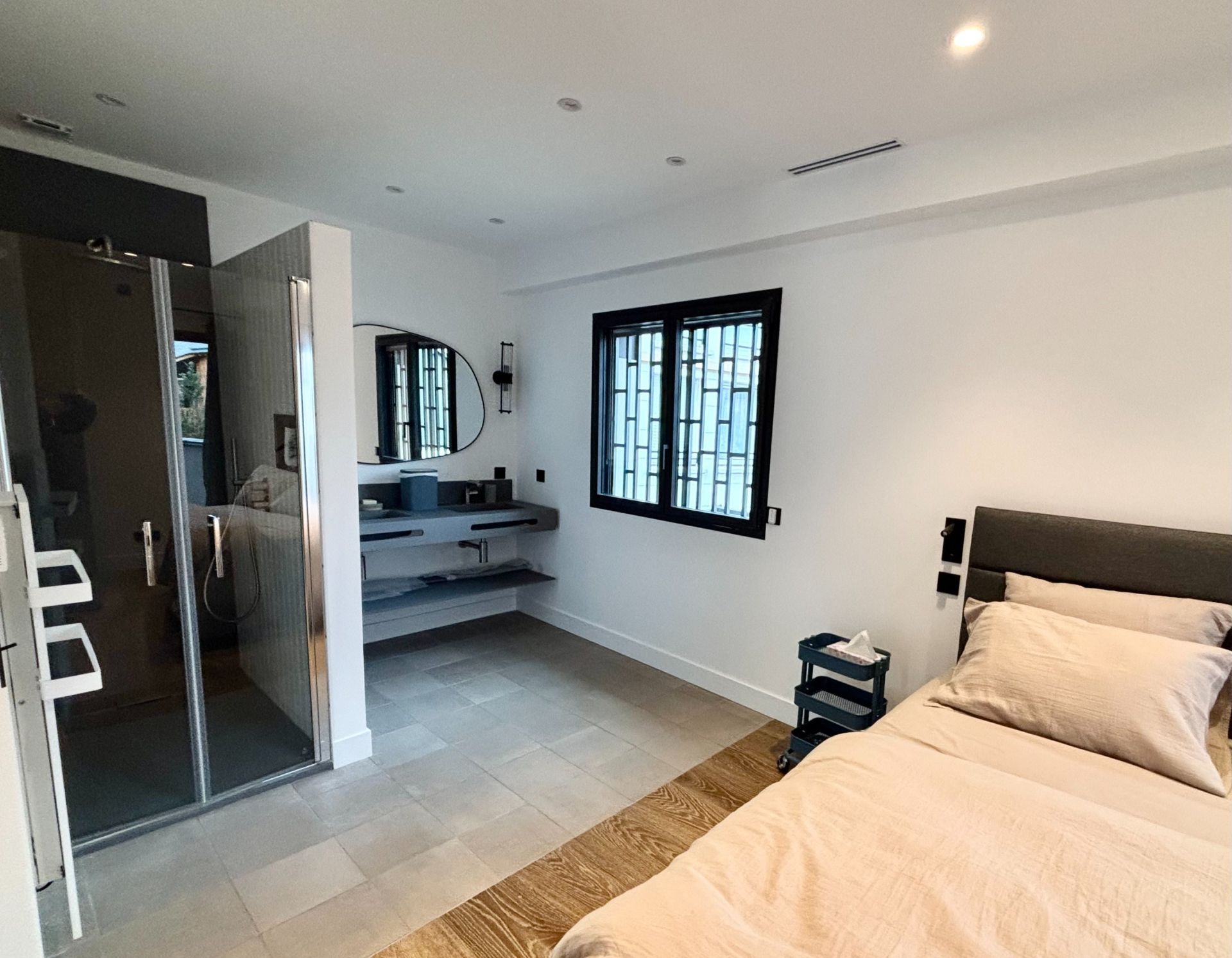 luxury house 9 Rooms for seasonal rent on TROUVILLE SUR MER (14360)