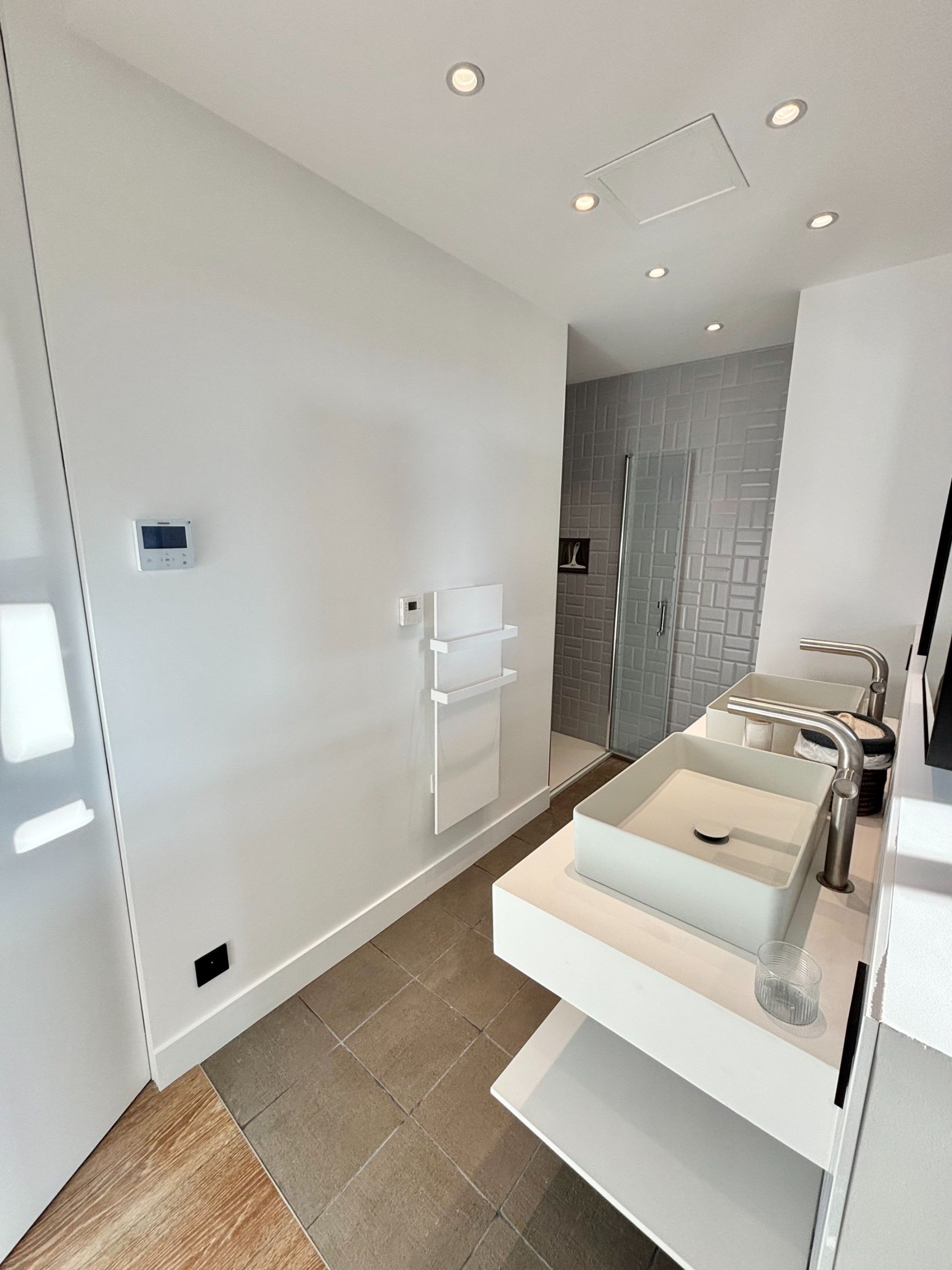 luxury house 9 Rooms for seasonal rent on TROUVILLE SUR MER (14360)