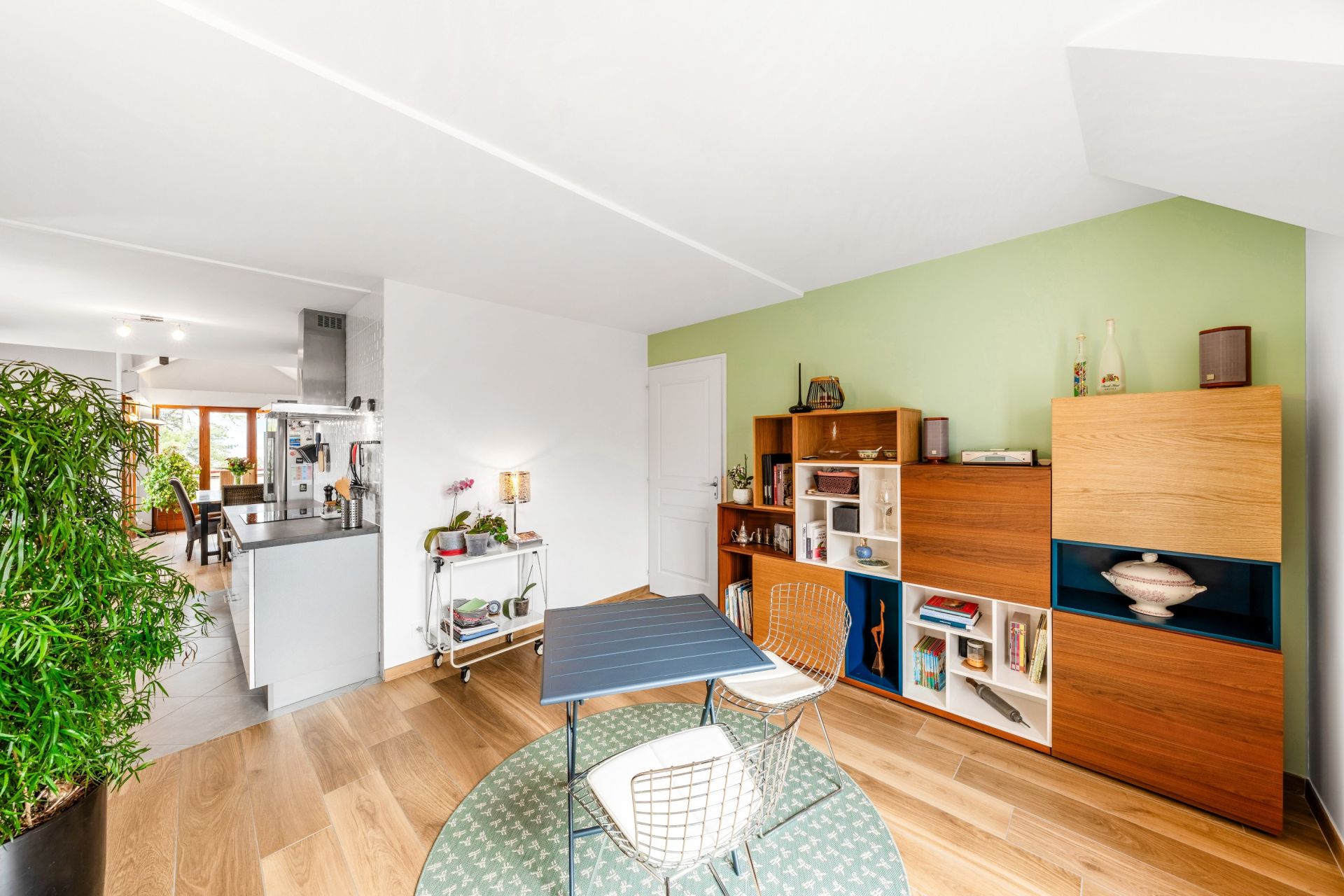 luxury apartment 5 Rooms for sale on AMPHION LES BAINS (74500)