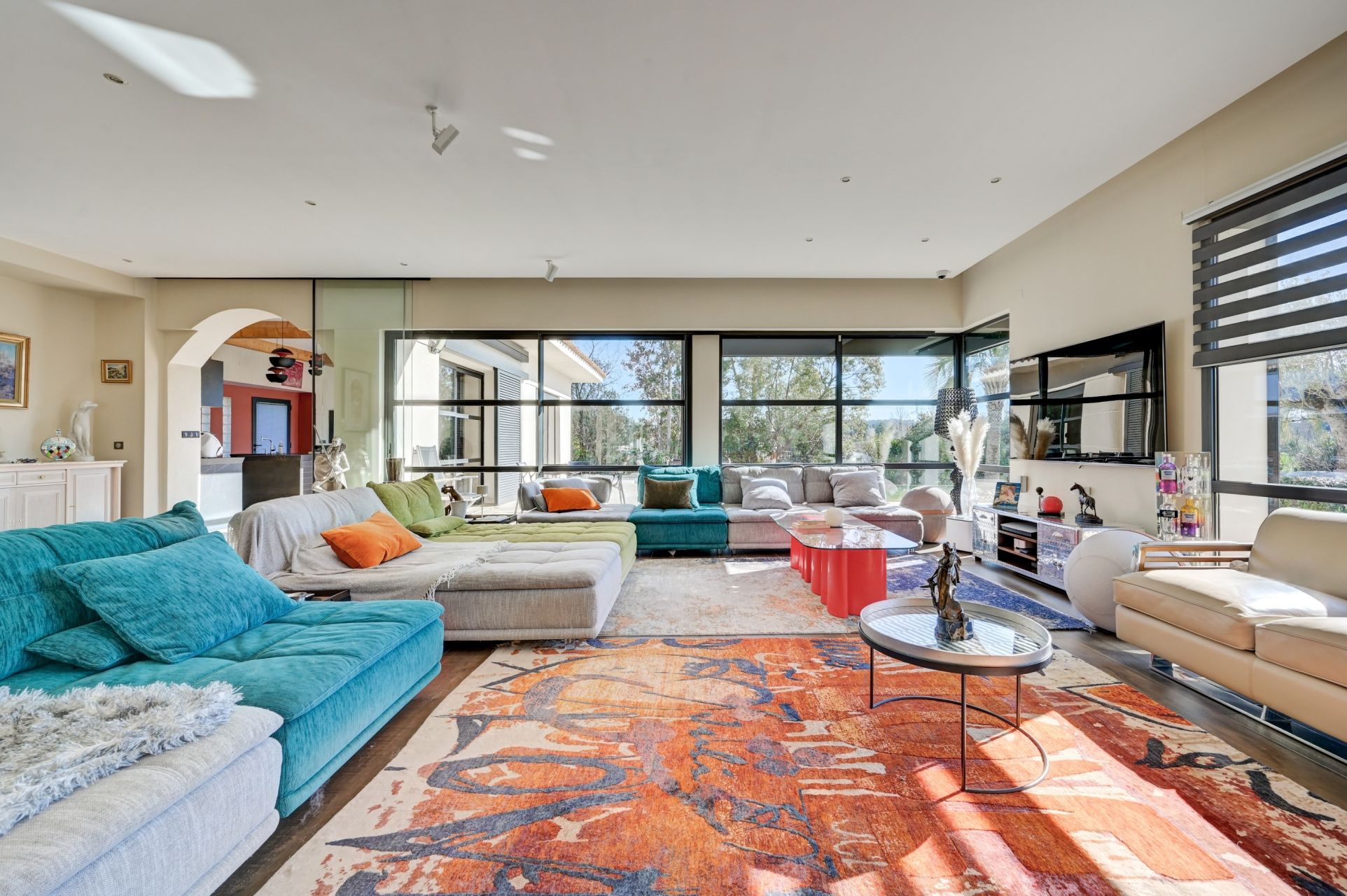 luxury house 6 Rooms for sale on AIX EN PROVENCE (13100)