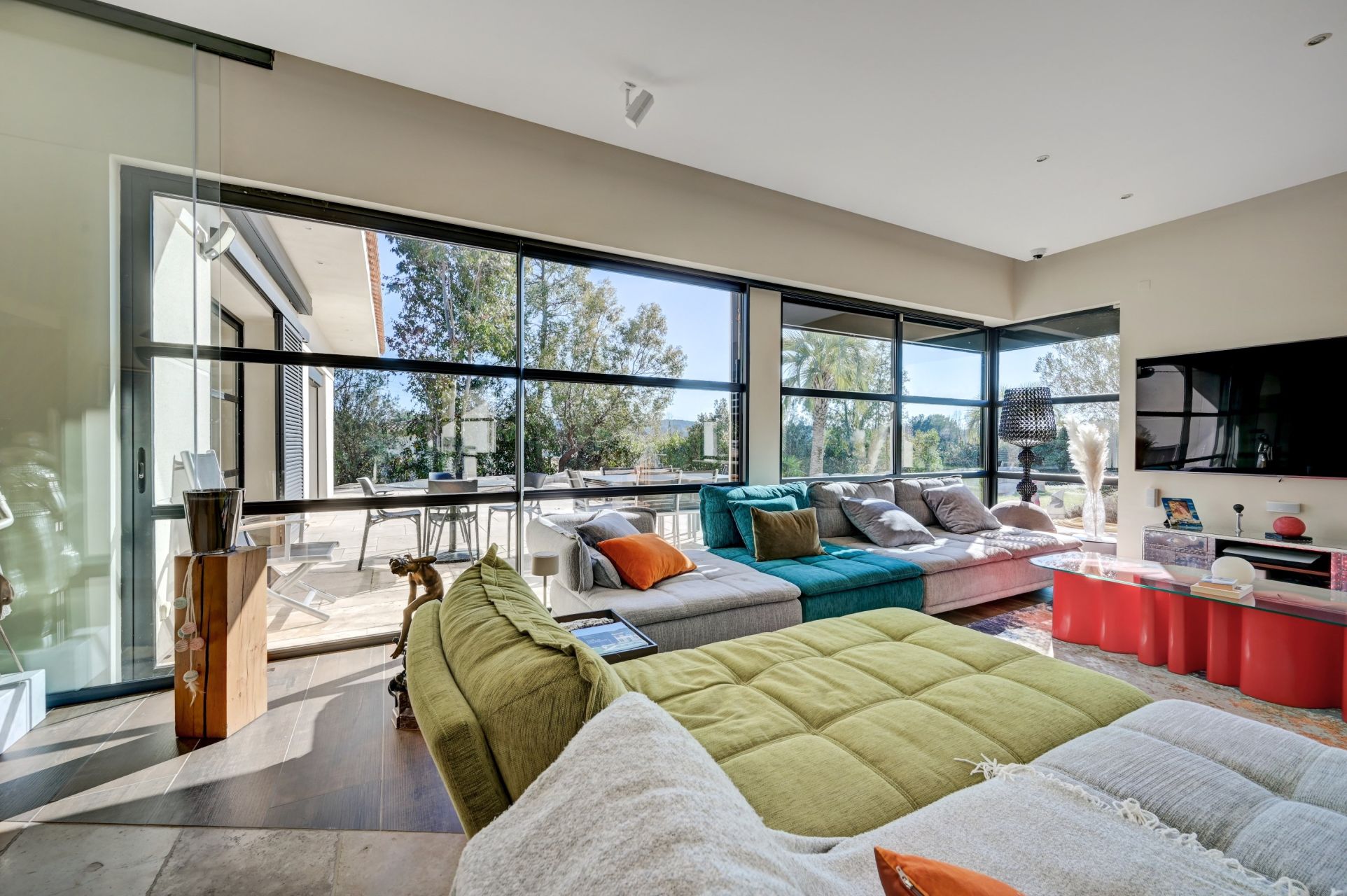 luxury house 6 Rooms for sale on AIX EN PROVENCE (13100)