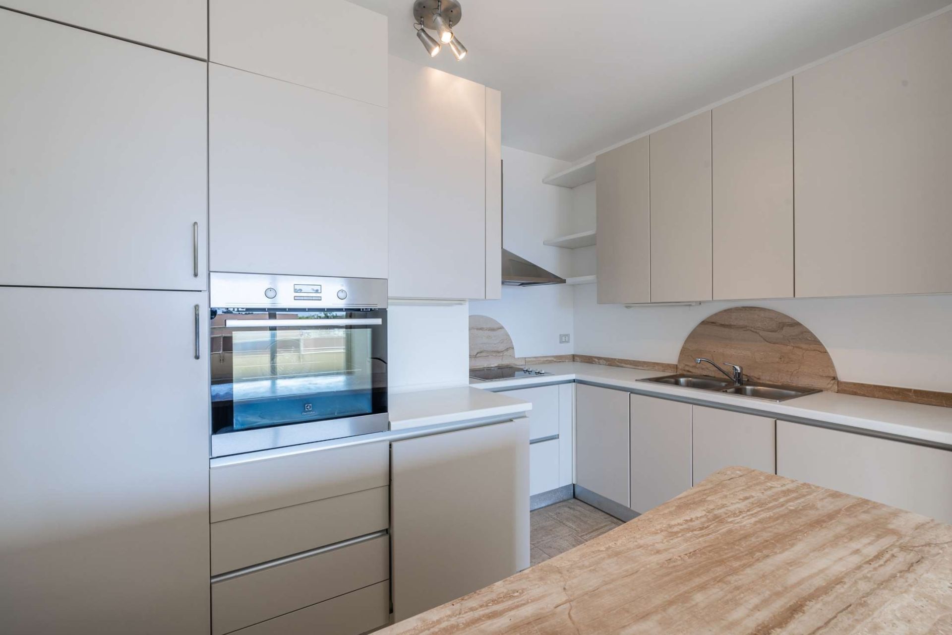 luxury apartment 2 Rooms for sale on MONACO (98000)