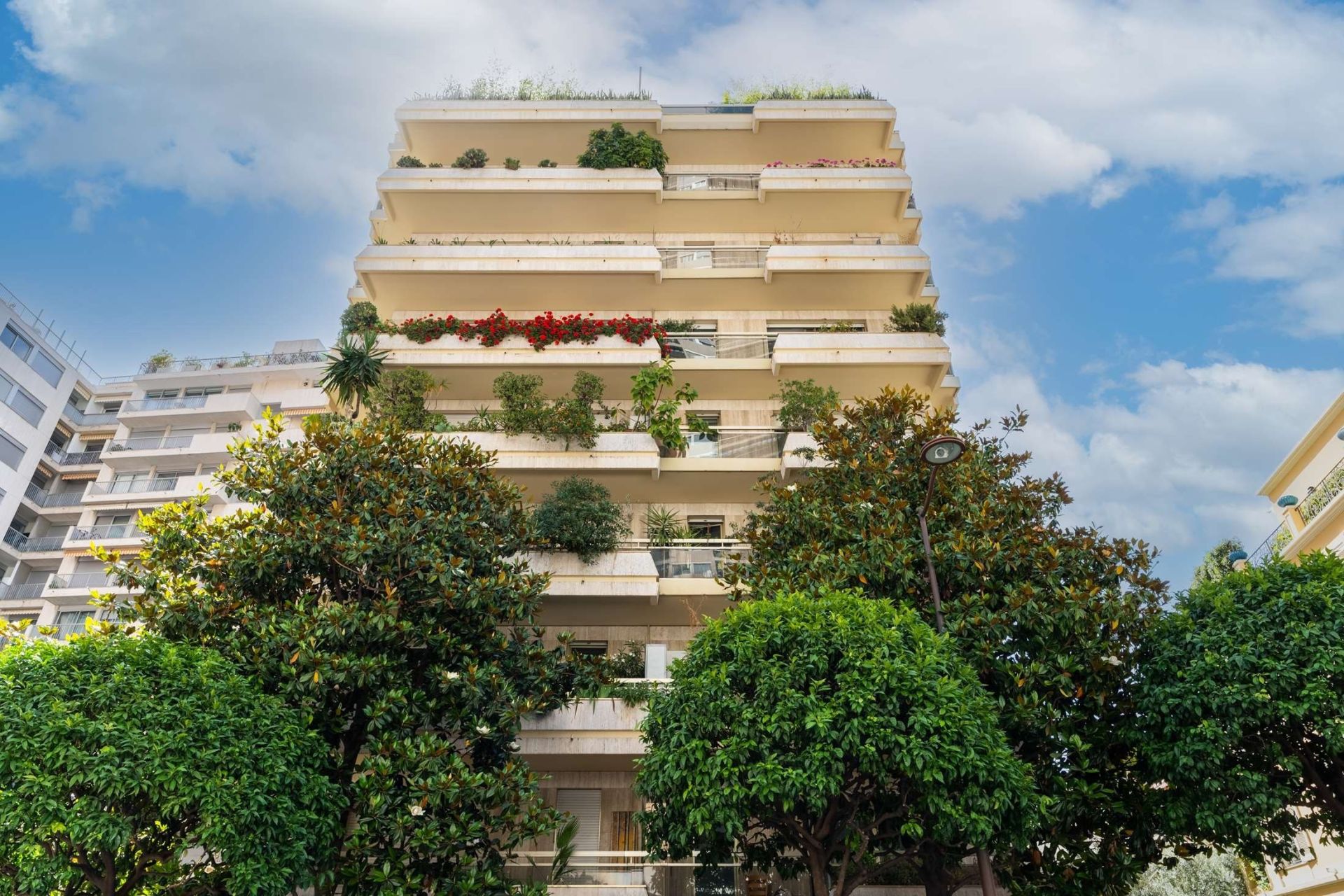 luxury apartment 2 Rooms for sale on MONACO (98000)