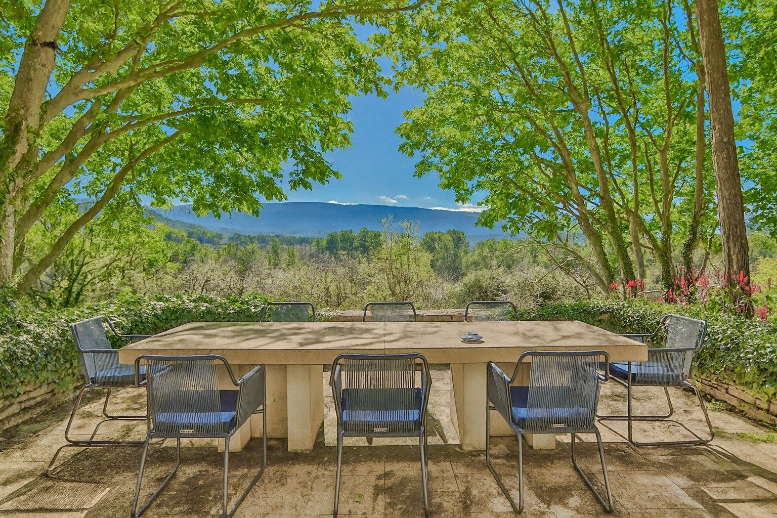 propriété de luxe 15 Pièces en vente sur MENERBES (84560)