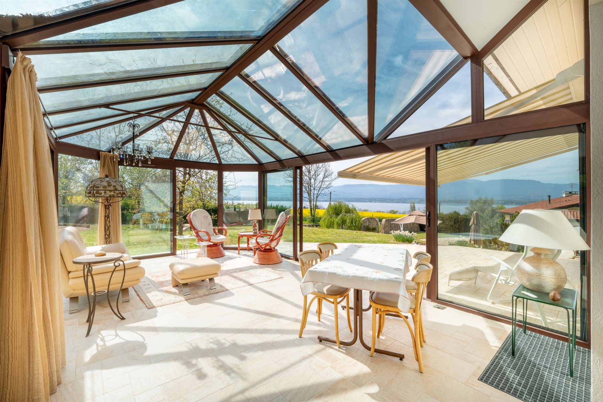 luxury house 8 Rooms for sale on CHENS SUR LEMAN (74140)