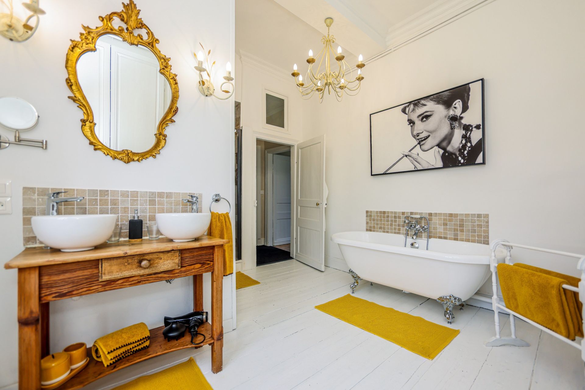 mansion (hôtel particulier) 15 Rooms for sale on MONTREUIL (62170)