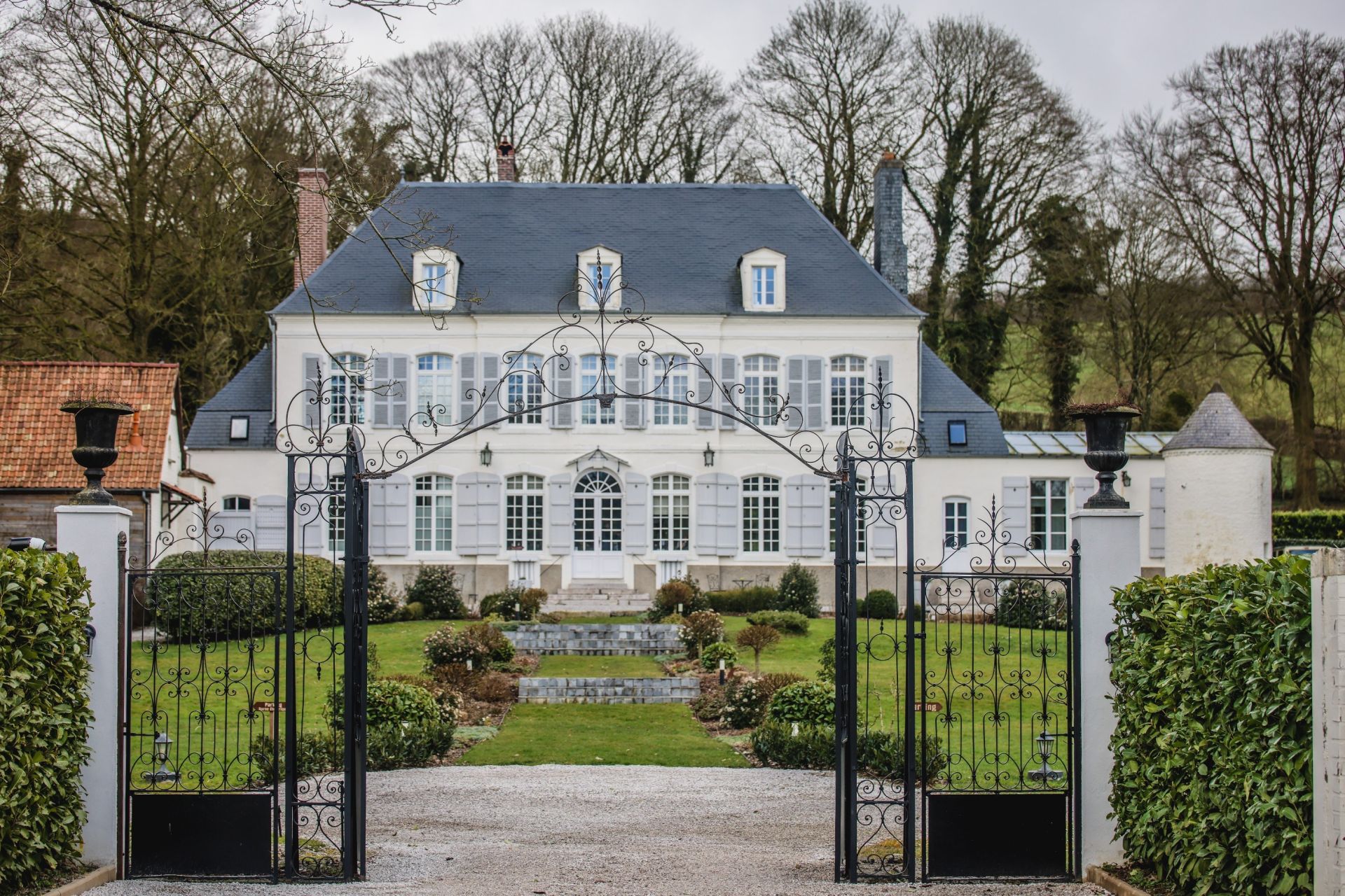 hôtel particulier 15 Pièces en vente sur MONTREUIL (62170)