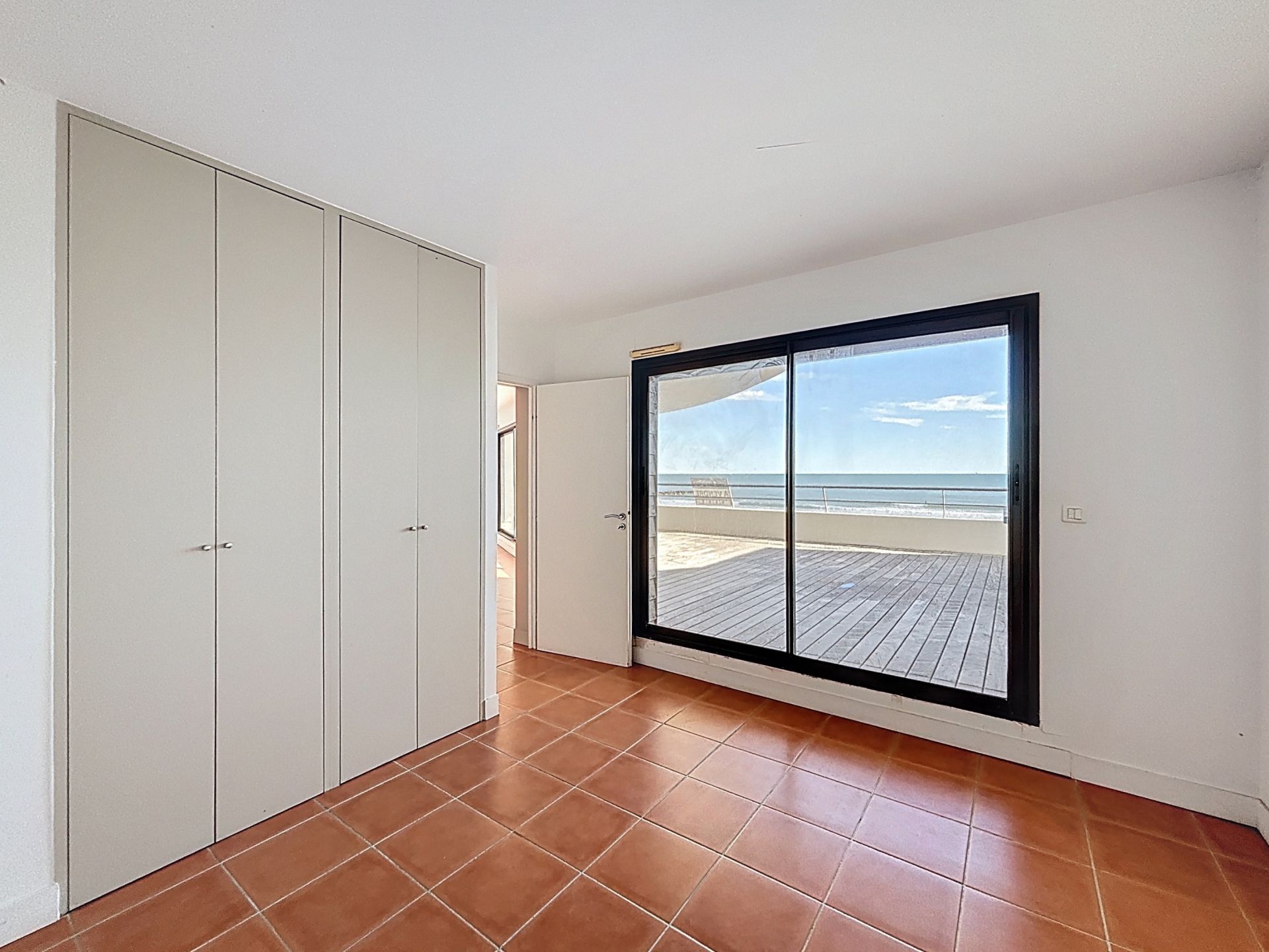 luxury apartment 3 Rooms for sale on CARNON PLAGE (34280)