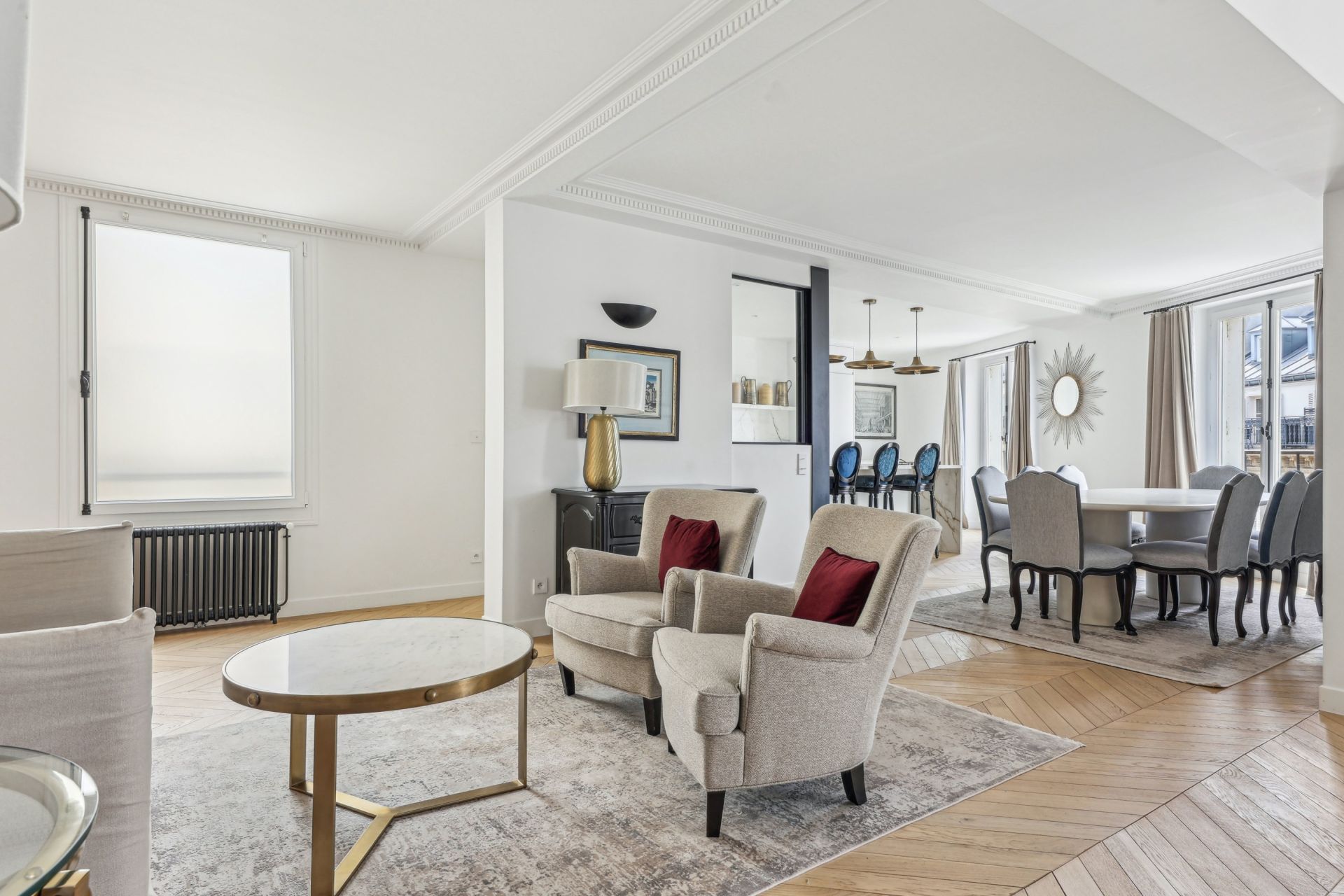 luxury apartment 5 Rooms for sale on PARIS (75008)