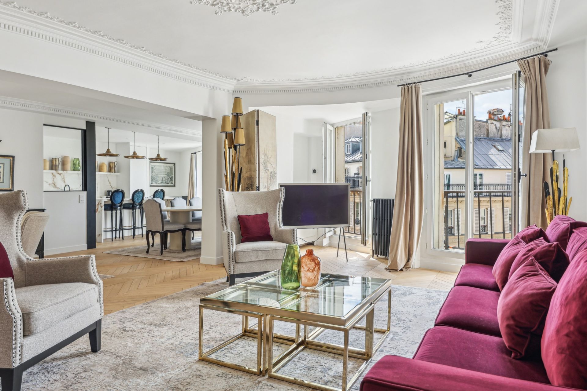 luxury apartment 5 Rooms for sale on PARIS (75008)