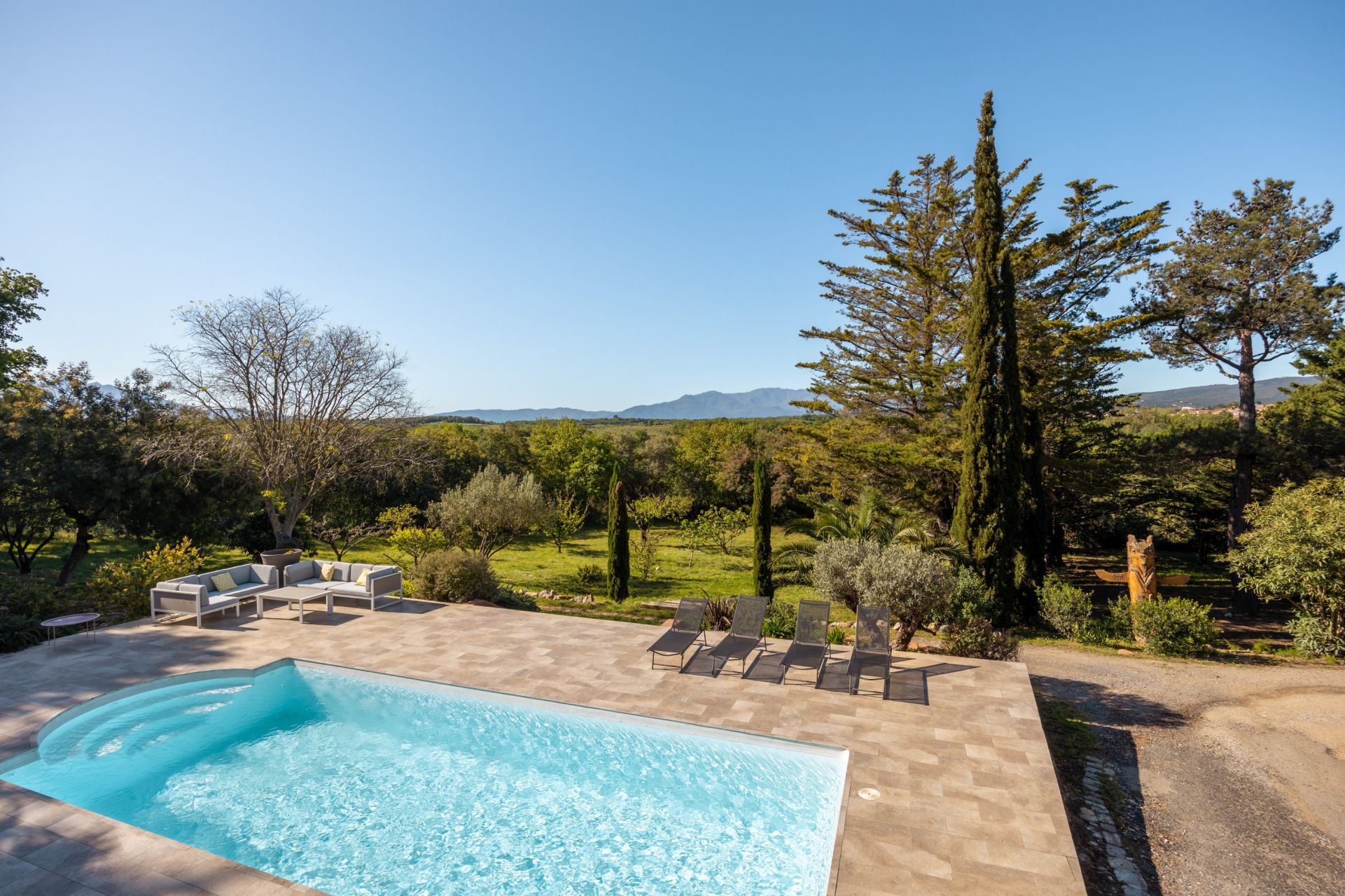 luxury house 4 Rooms for sale on THUIR (66300)