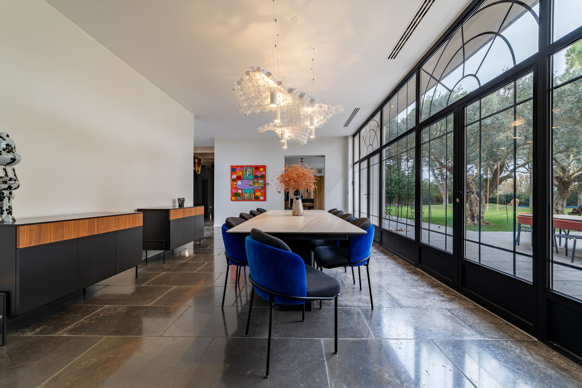 luxury property 14 Rooms for sale on MONTPELLIER (34000)