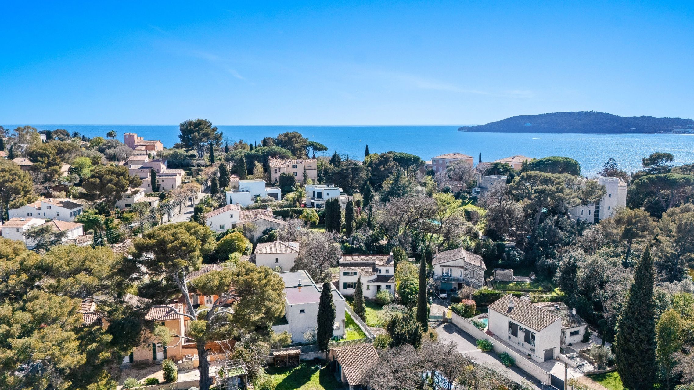 maison de luxe 6 Pièces en vente sur TOULON (83000)