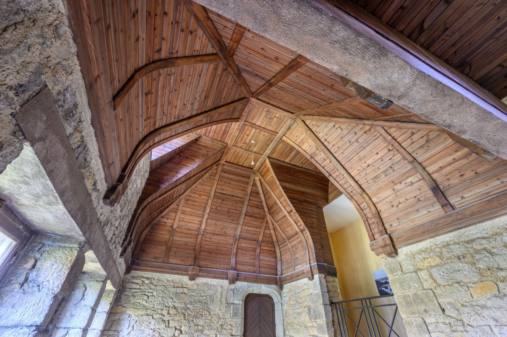 castle 15 Rooms for sale on DOUARNENEZ (29100)