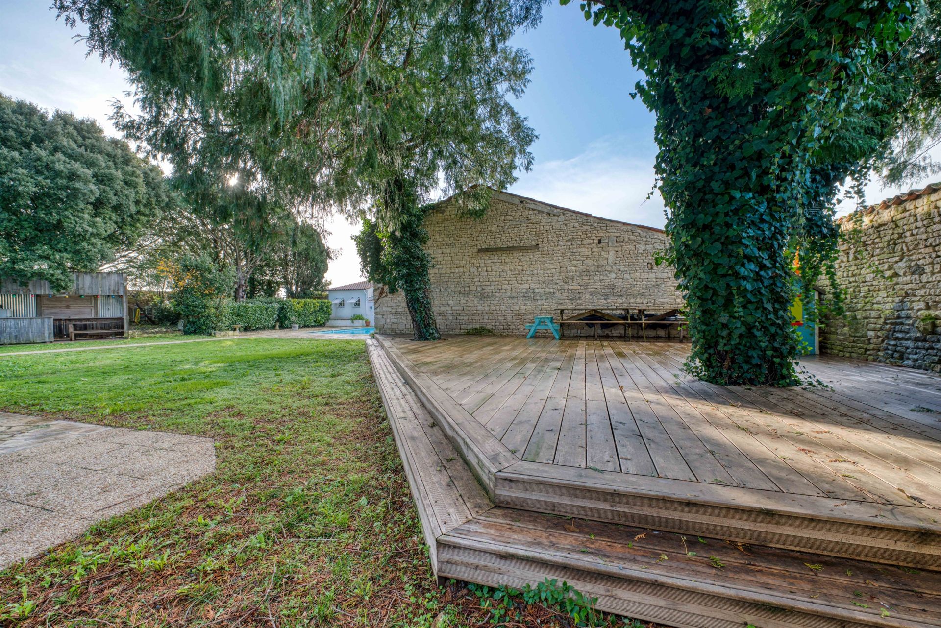 propriété de luxe 10 Pièces en vente sur CLAVETTE (17220)