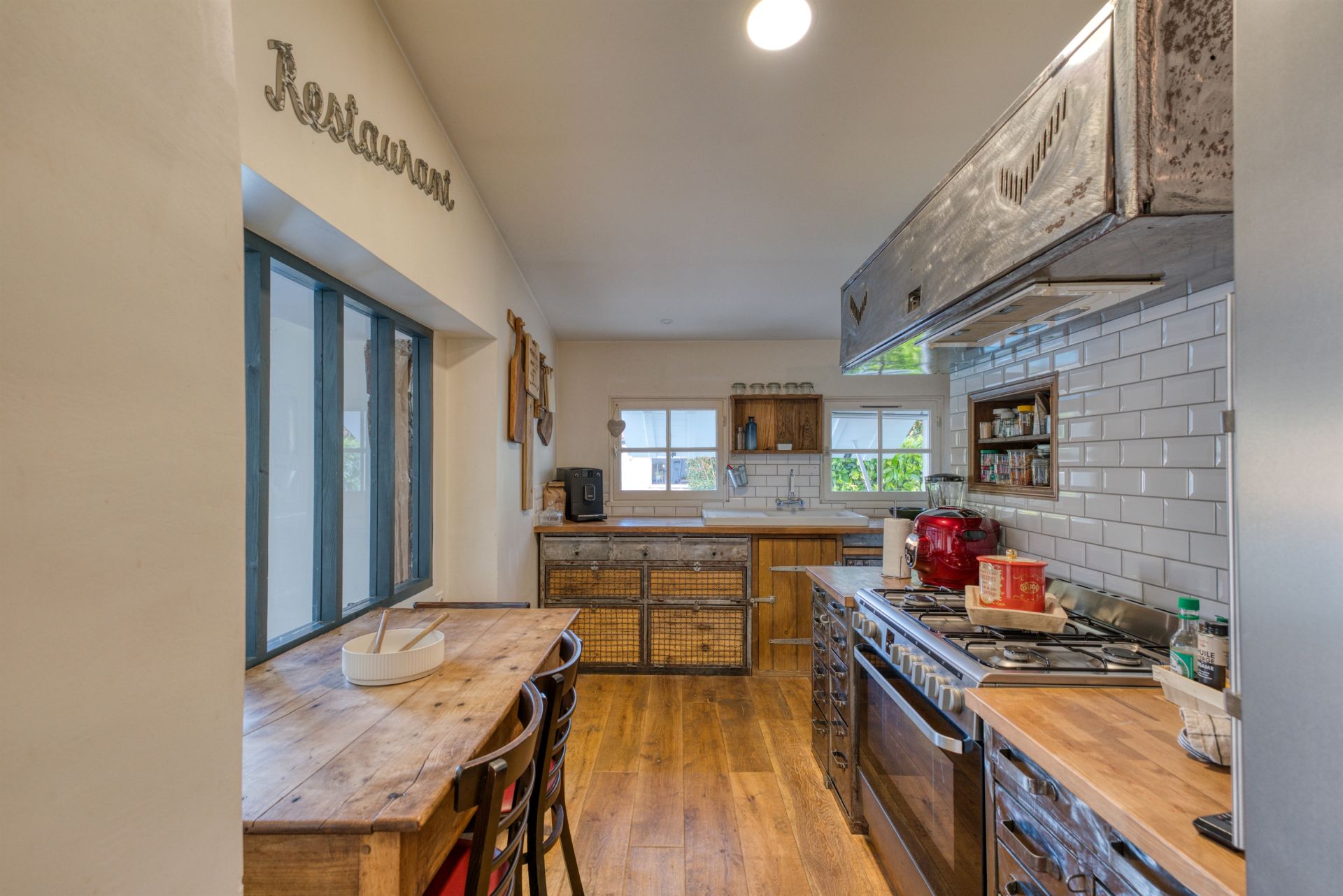 propriété de luxe 10 Pièces en vente sur CLAVETTE (17220)