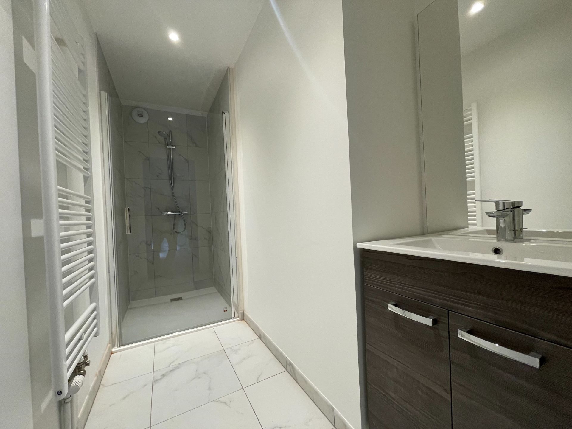 luxury apartment 5 Rooms for sale on MONT ST AIGNAN (76130)